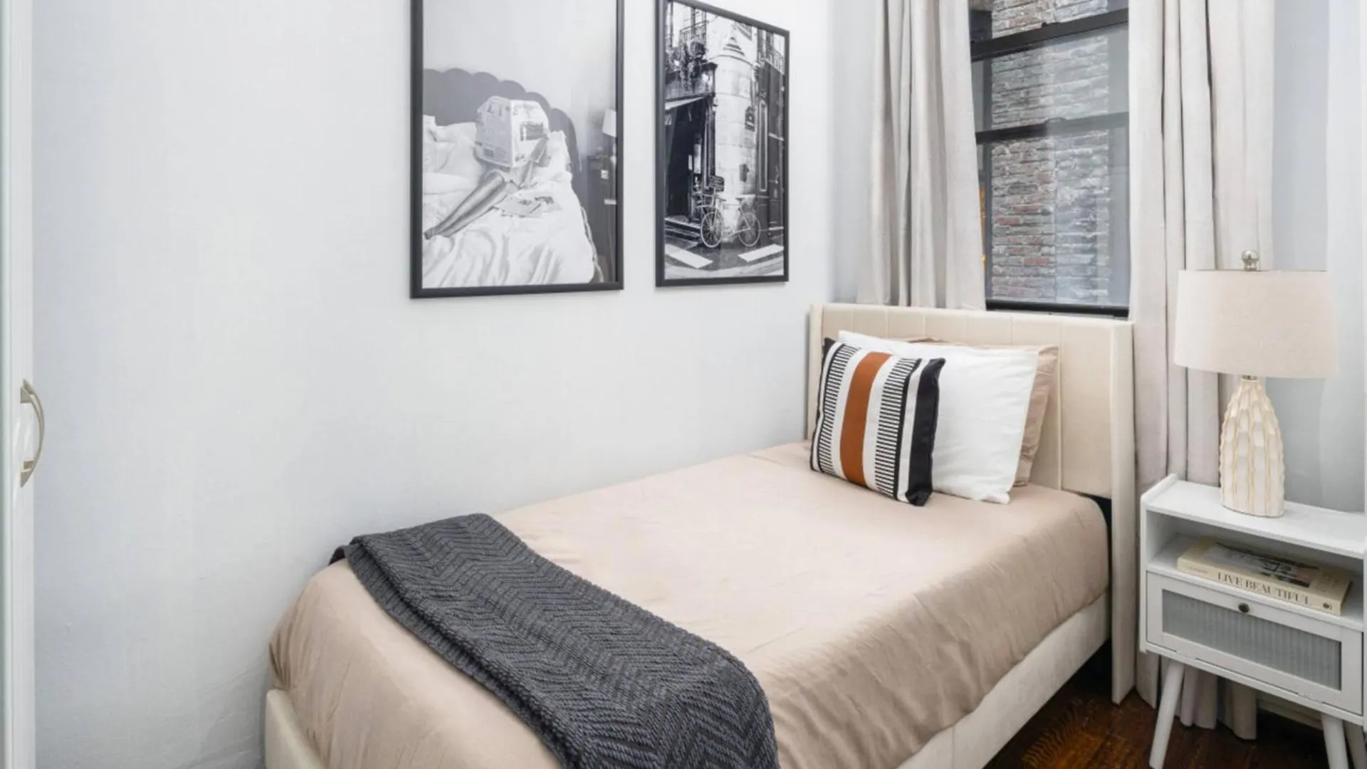 דירה ניו יורק Spacious 4Bd With Backyard In Manhattan ארצות הברית